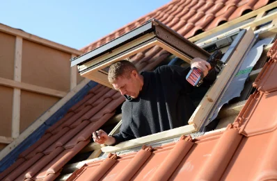 Pose de fenêtres de toit Velux à Mazille